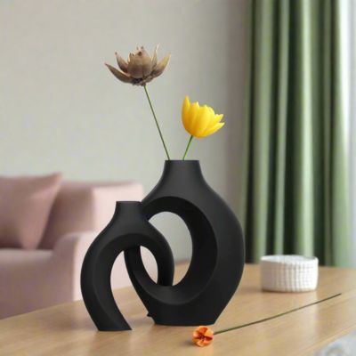 Vase Décoratif Nordique - de couleur noire portant une fleur jaune - NordicCharm™ - JardinPam